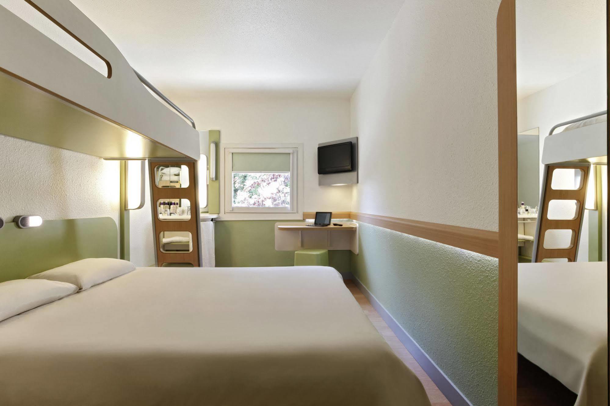 Ibis Budget Aix En Provence Est Le Canet เมย์เฮย ภายนอก รูปภาพ