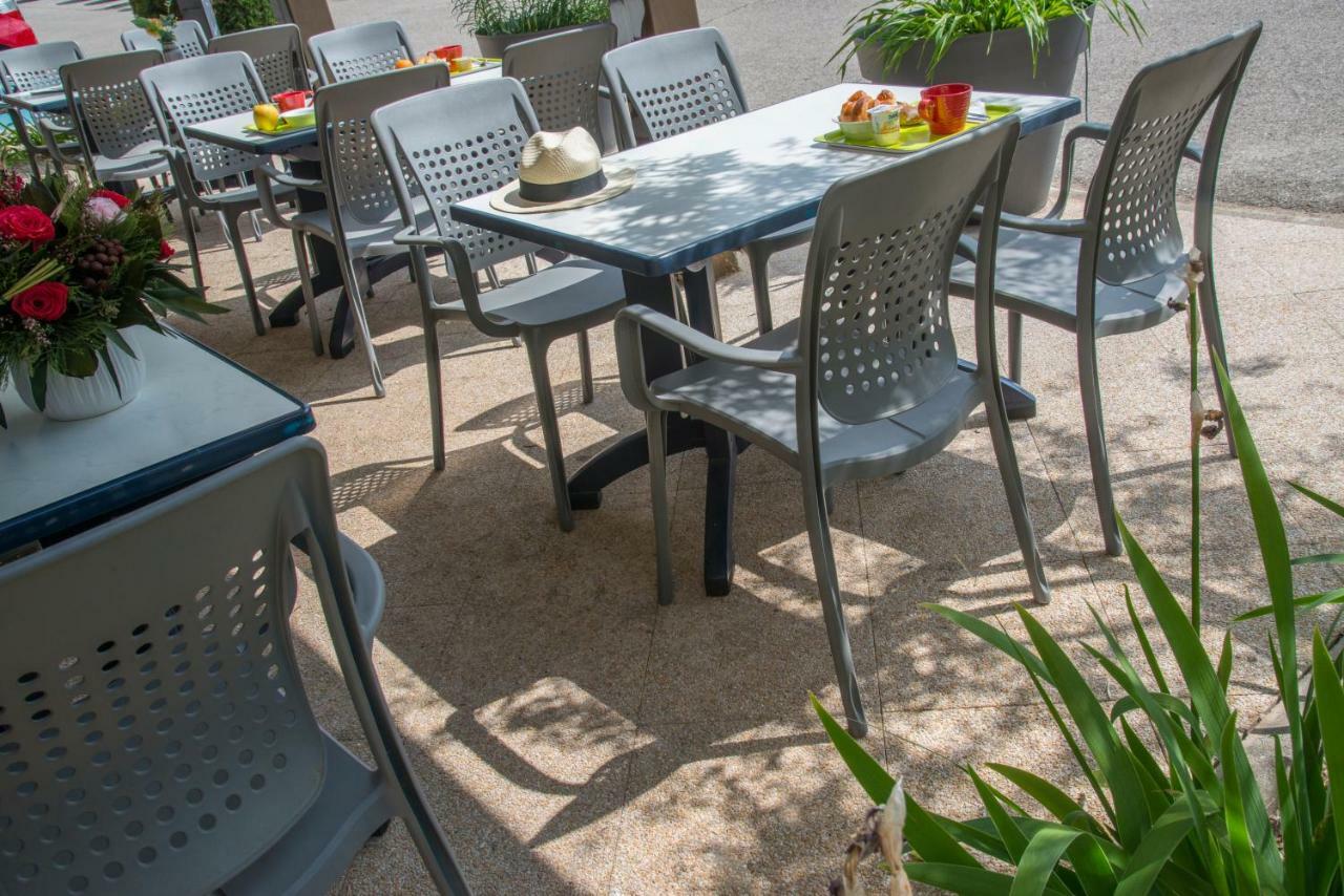 Ibis Budget Aix En Provence Est Le Canet เมย์เฮย ภายนอก รูปภาพ